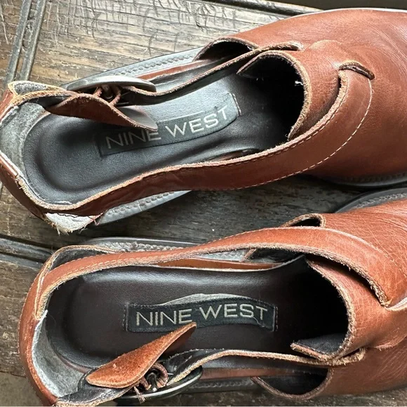 Vintage Nine West Brown Leather Mary Janes - Picture 2 of 9